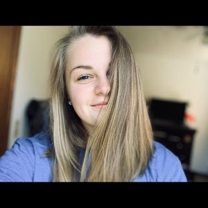 Meet your Posher, Mckenzie